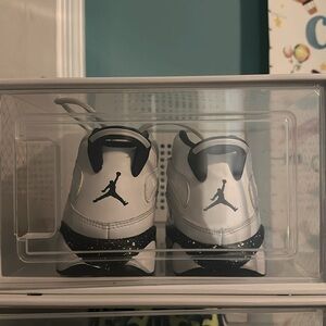 Boys size 1Y Jordans